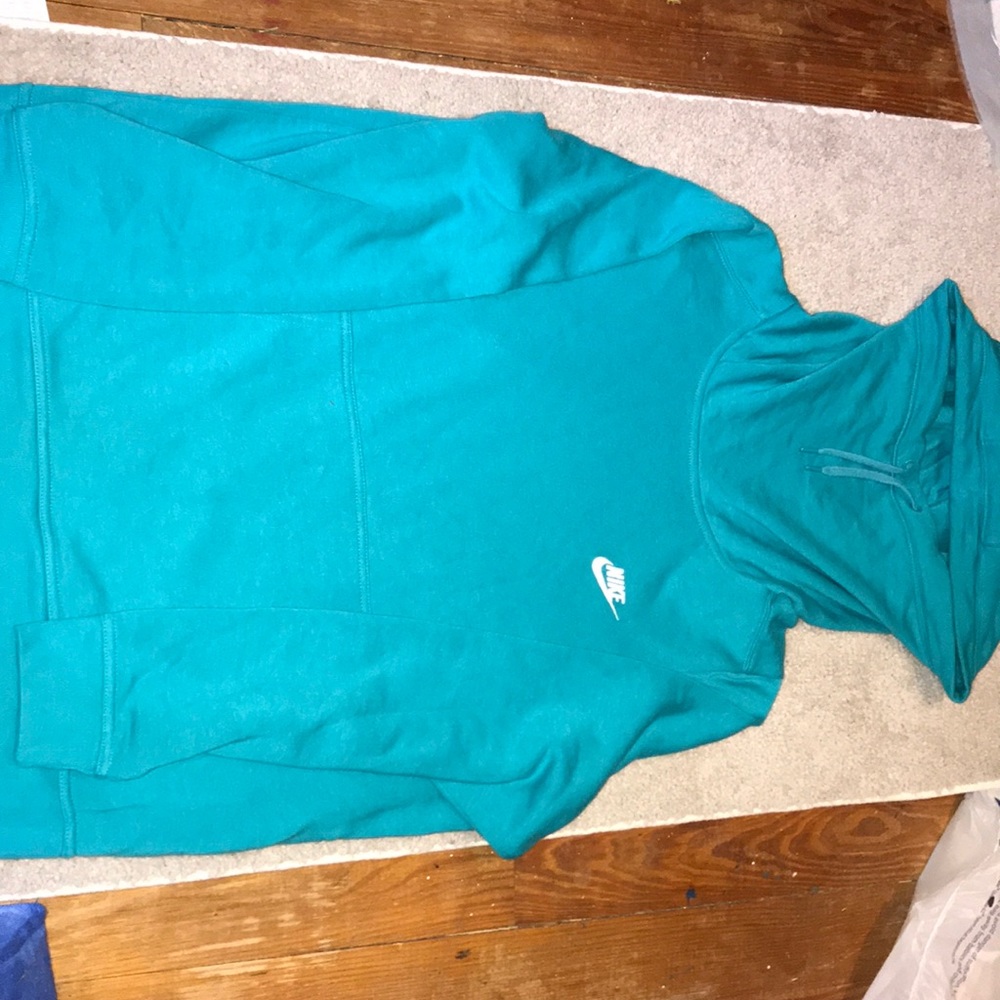 Nike sweatshirt